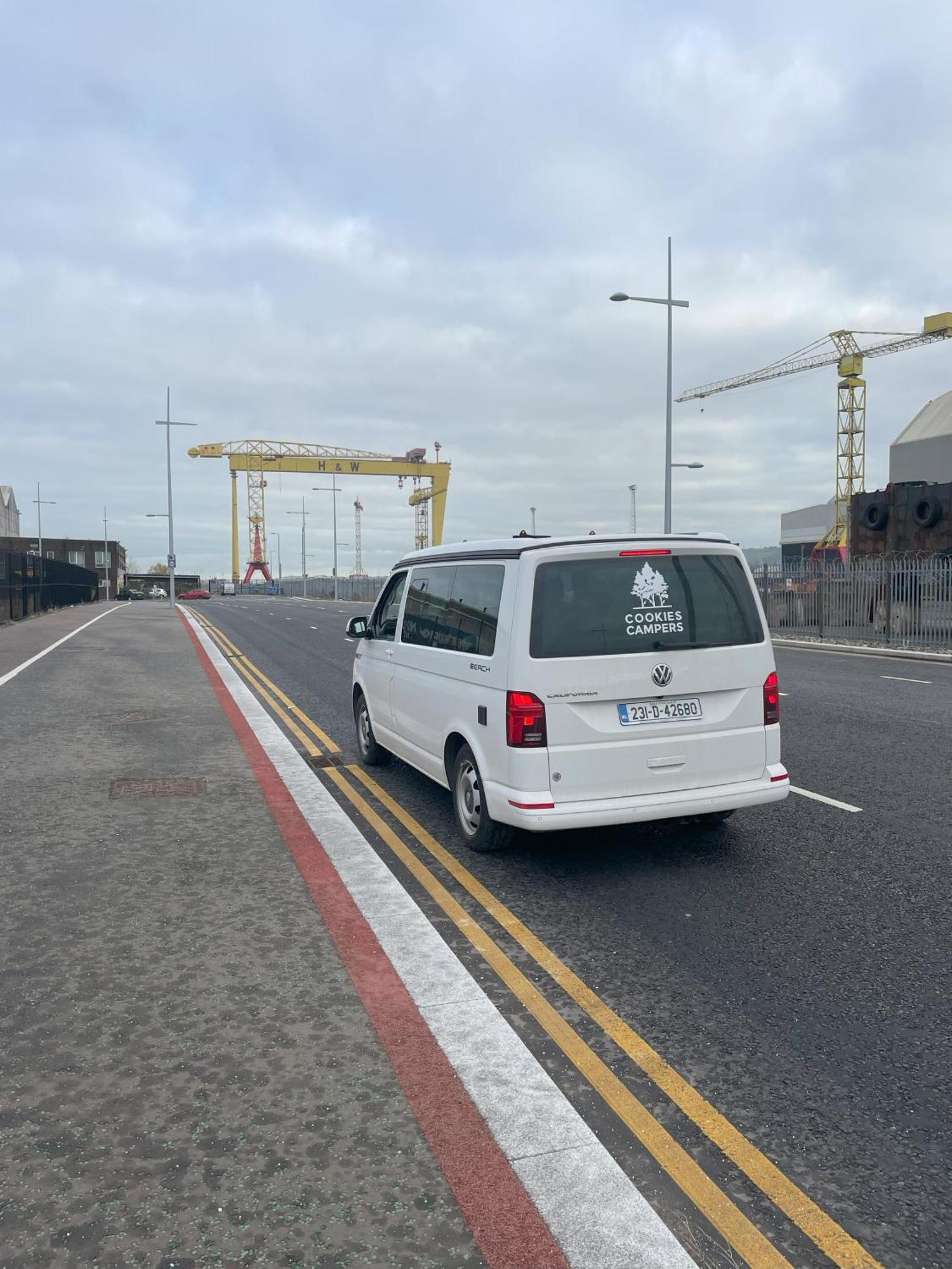 Cookies Campers Dublin - Small Campervan Buitenkant foto