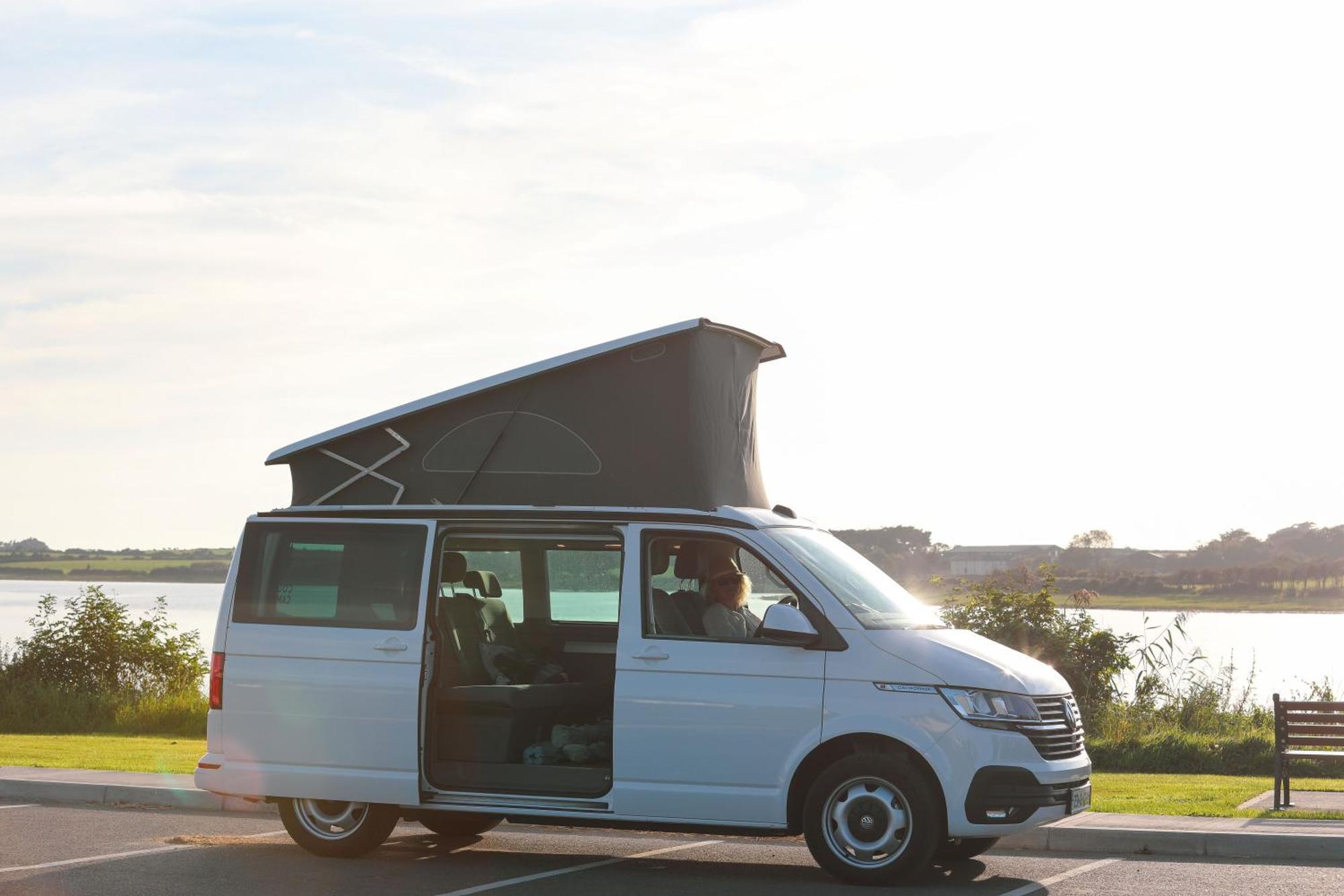 Cookies Campers Dublin - Small Campervan Buitenkant foto